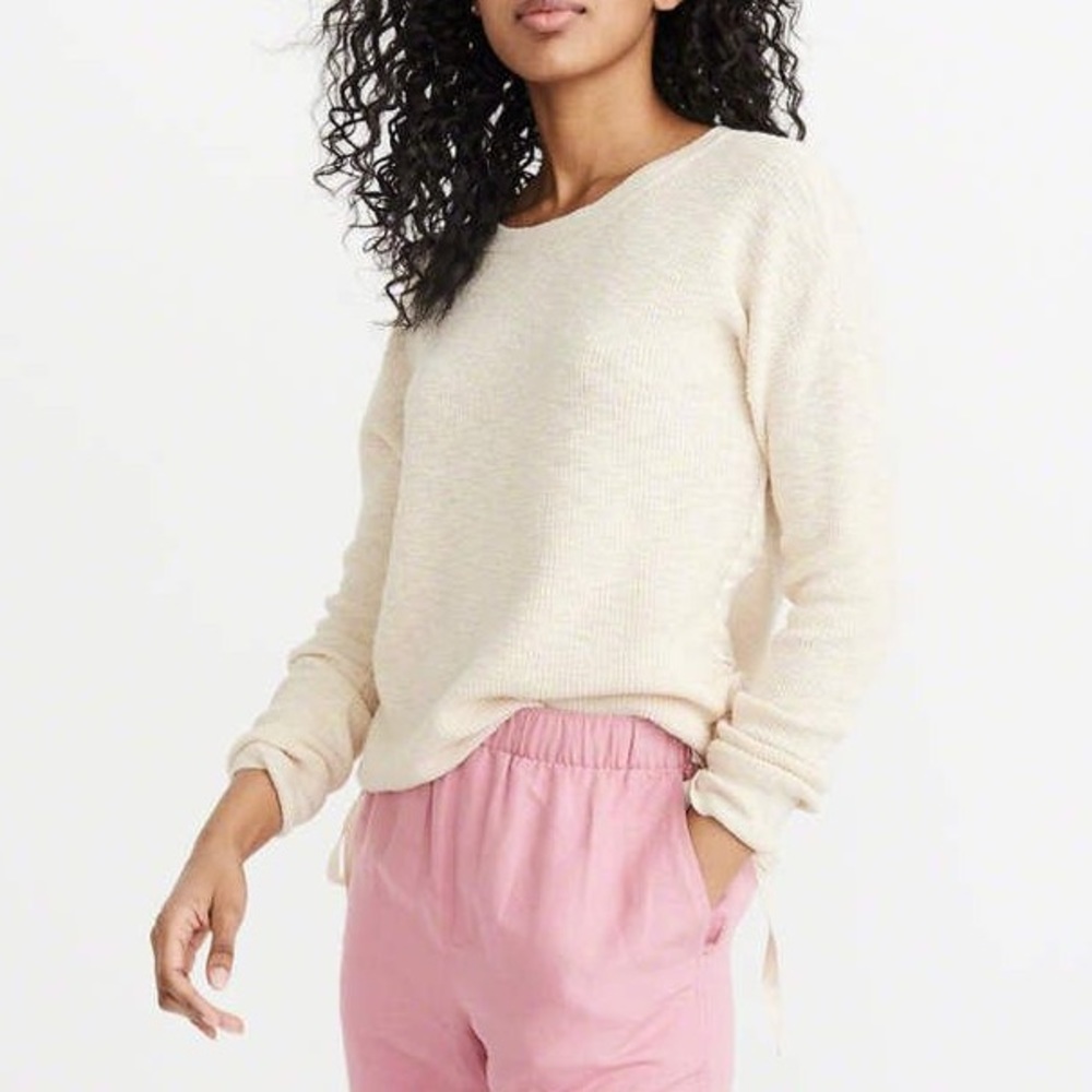 Abercrombie Cream White Side Ruched Sweater